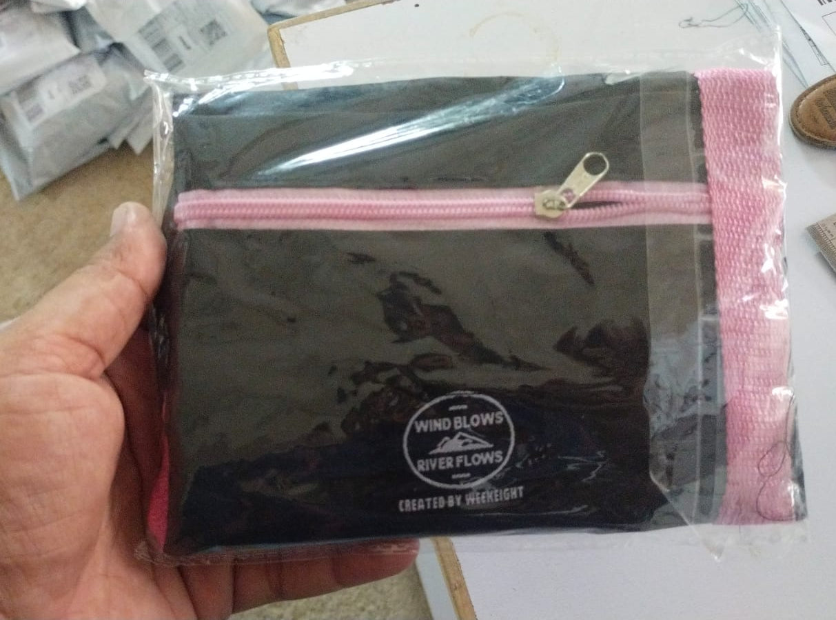 Multipurpose Foldable Travel Luggage Carry On Shoulder Duffle Bag Lightweight (random color)