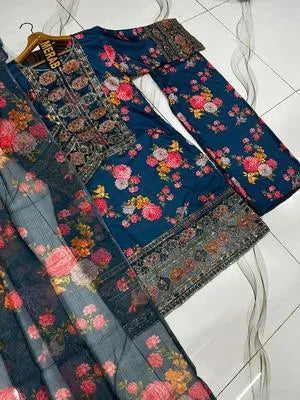 3 Pcs Women's Stitched Dobby Lawn Printed Suit