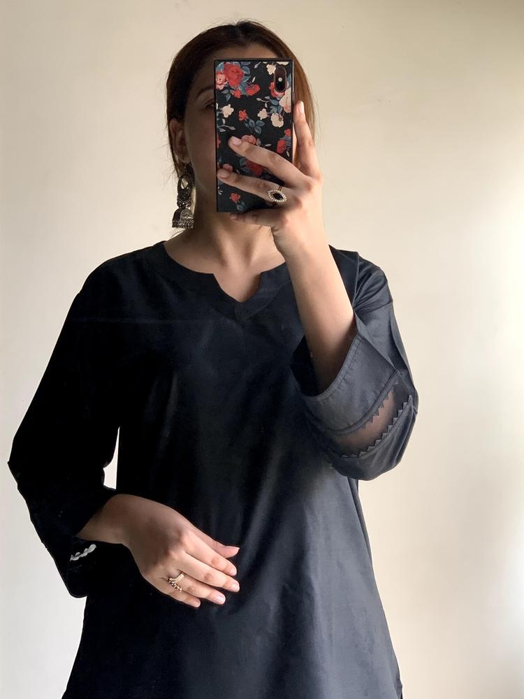 2 Pcs Women's Stitched Cotton Lawn Lace Work Shirt And Trouser